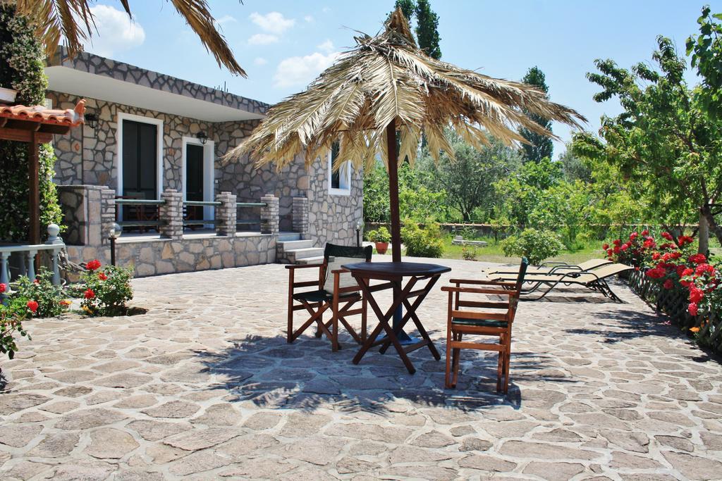 Villa Vicky Petra  Exteriör bild
